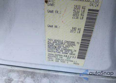 2014 Nissan Altima 2.5 S z USA, uszkodzony, nr VIN 1N4AL3AP9EN382232